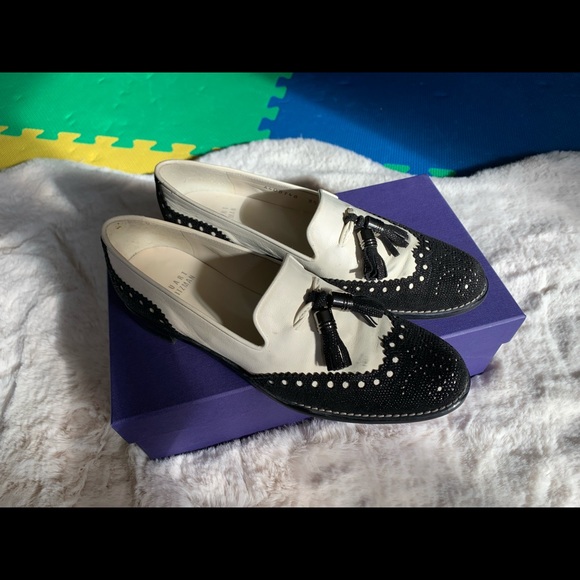 Stuart Weitzman flat shoes - Picture 2 of 3
